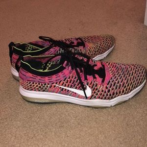 Women’s Nike Zoom shoes size 10- minimal wear